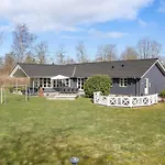 度假居 Esben - 11km From The Sea By Interhome Oksbøl