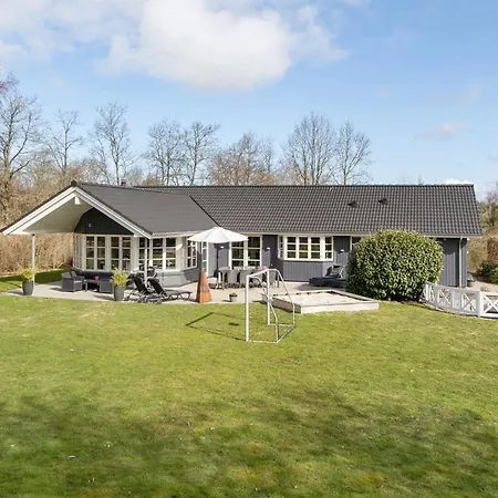 Semesterbostad Esben - 11km From The Sea By Interhome *